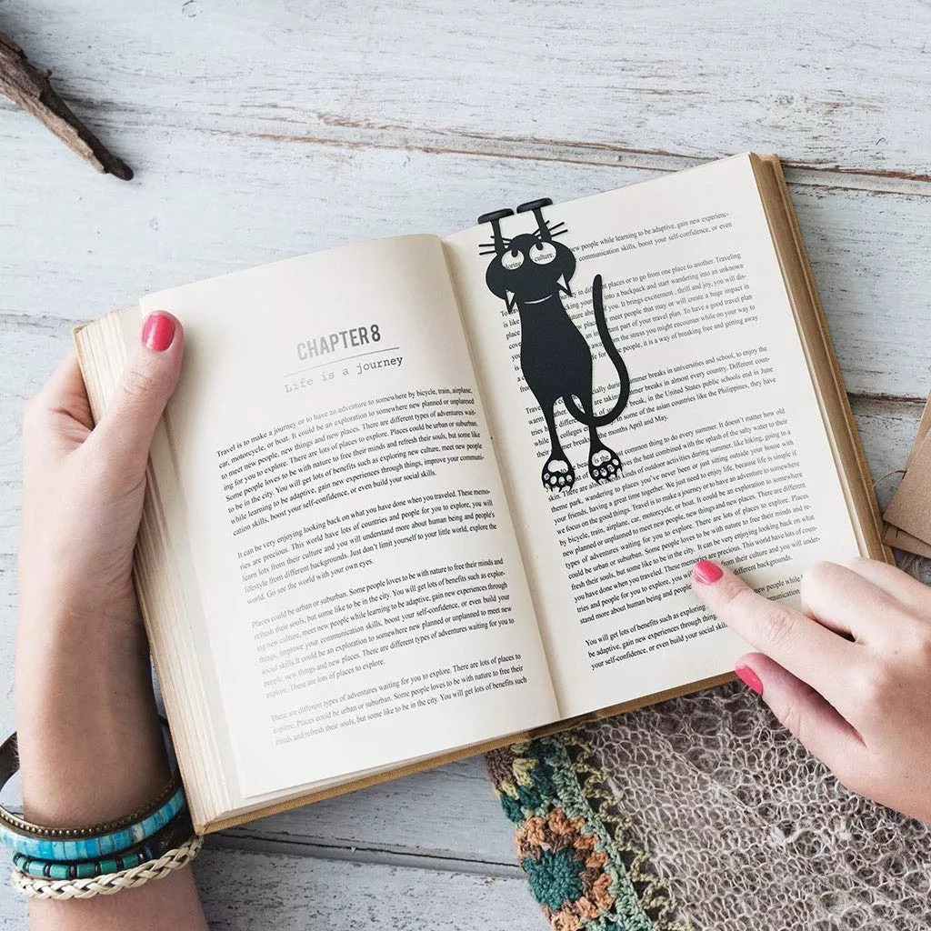 🐈 'The Hanging Cat' Bookmark -EchoDecor