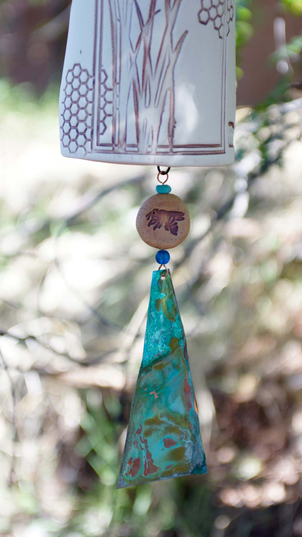 Ceramic Wind Chime Garden Bell, Honeycomb Bee Pattern-EchoDecor