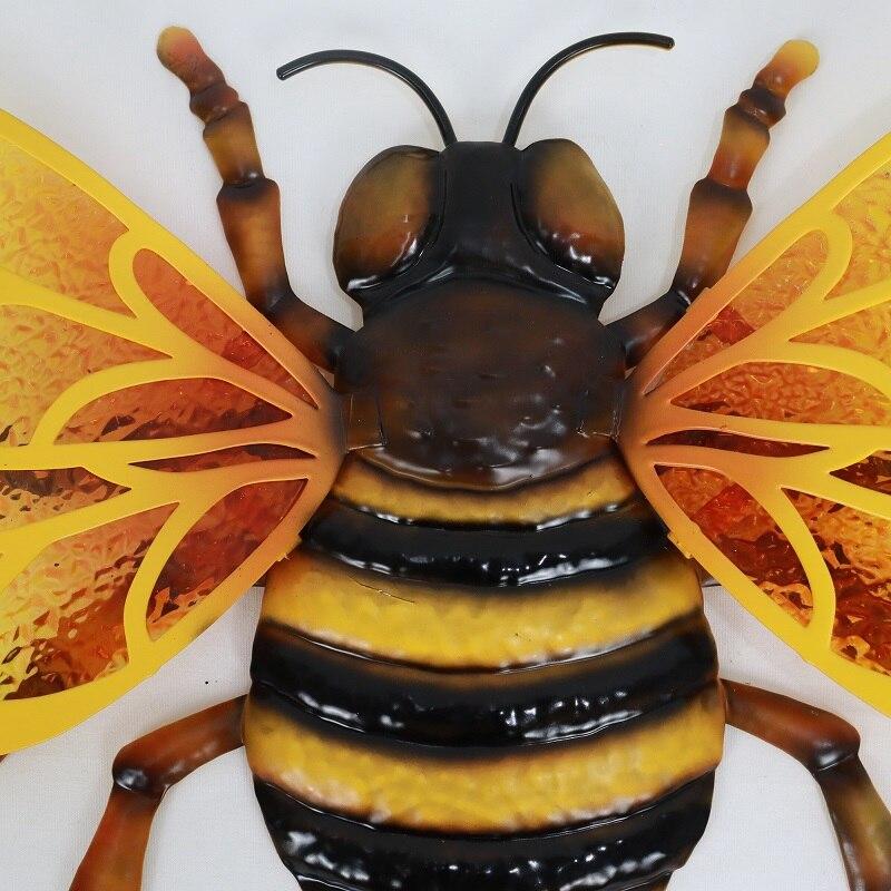 Metal Bee-EchoDecor
