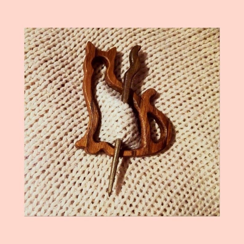 🎄 LAST DAY 50% OFF🔥 Brooch pin with wooden animal pattern (sweater clip)-EchoDecor