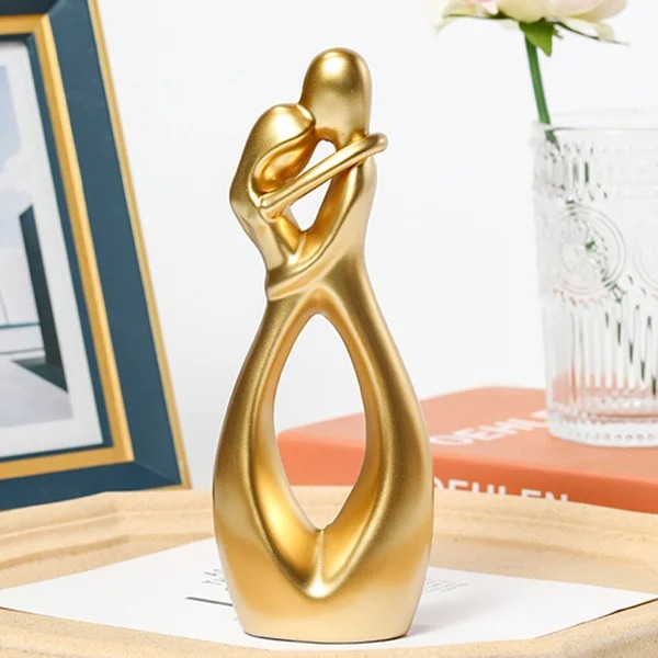 🔥Hot Sale 50% OFF🔥Romantic lovers embrace statue-EchoDecor