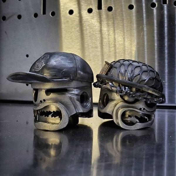 🔥🤖Recycling/Scrap Metal Standing Warrior Sculpture 🤖 🔥Handmade-Piston Man-EchoDecor