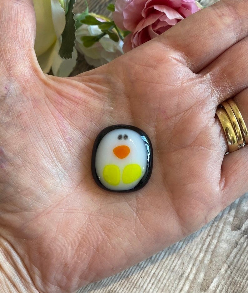 🐧A Little Pocket Penguin Hug-EchoDecor