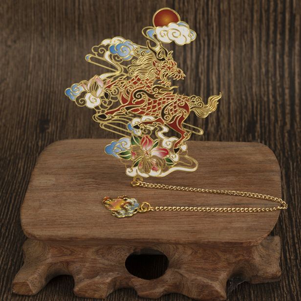 Luxury Metal Bookmark Mythical Beast Ancient Style-EchoDecor