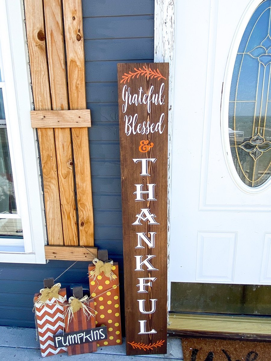 Grateful, Blessed & Thankful Wooden Door Sign-EchoDecor