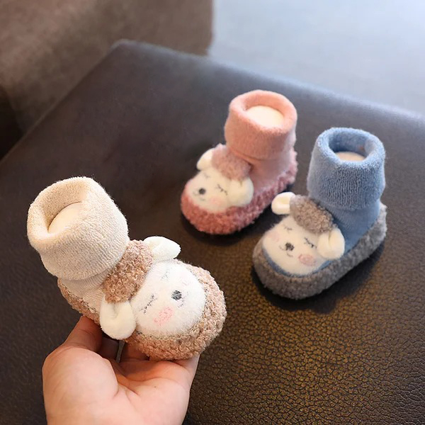 🎄Early Christmas Sale-🛒50% OFF-A Pair of Baby Cartoon Plush Cotton Toddler Shoes🐑🧦-EchoDecor