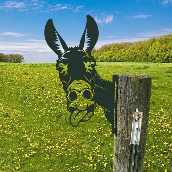 🐏 Outdoor Garden Farm Peeping Goat Metal Artwork Indoor Decoration-EchoDecor