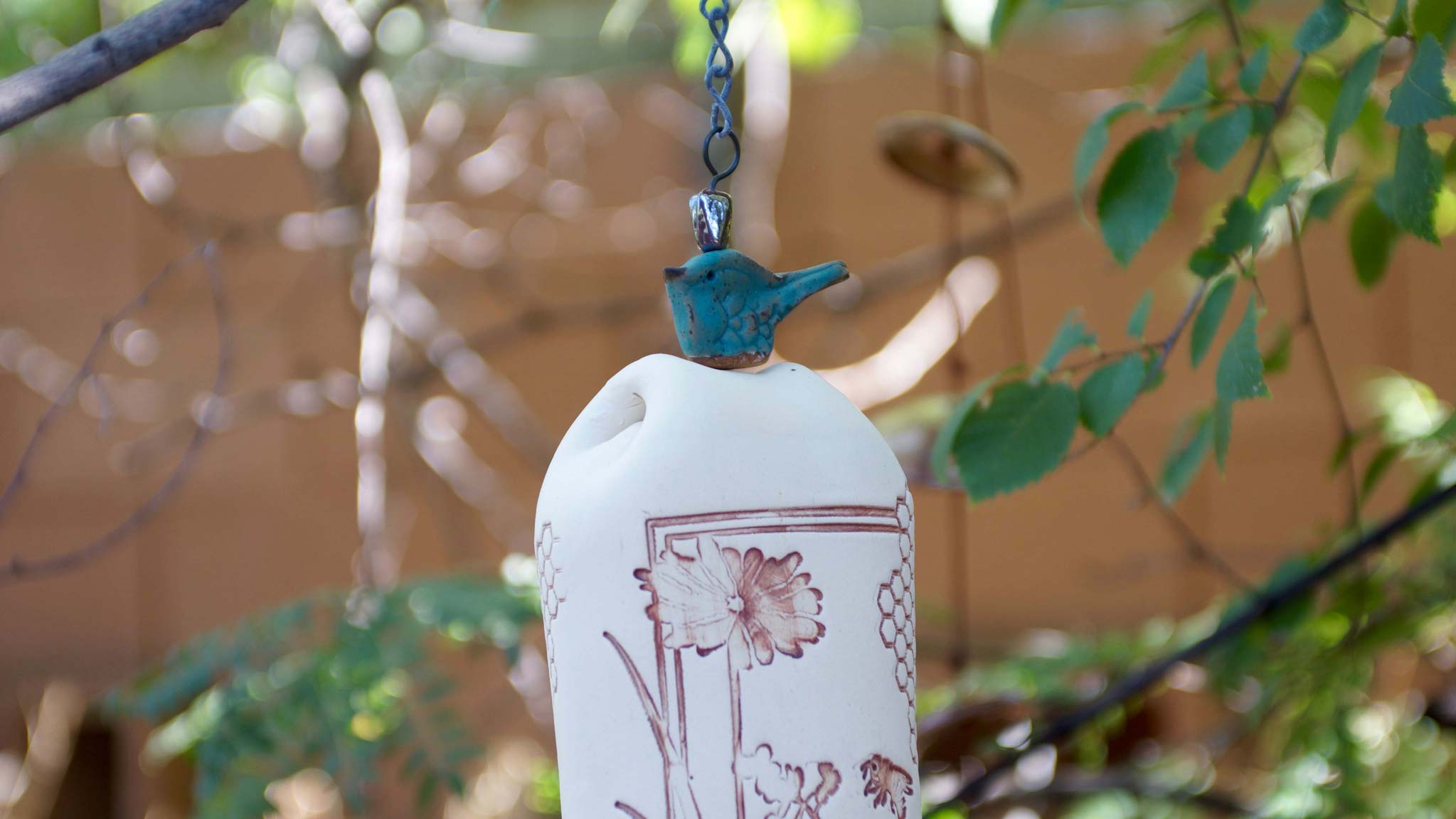 Ceramic Wind Chime Garden Bell, Honeycomb Bee Pattern-EchoDecor