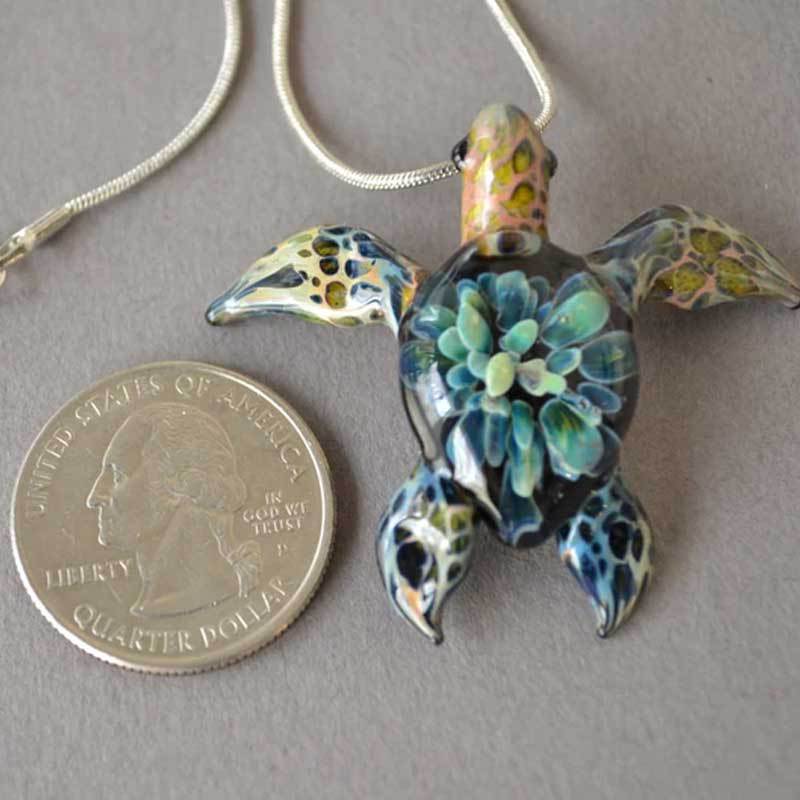 🌴🐢Hawaiian Resin Turtle Pendant-EchoDecor