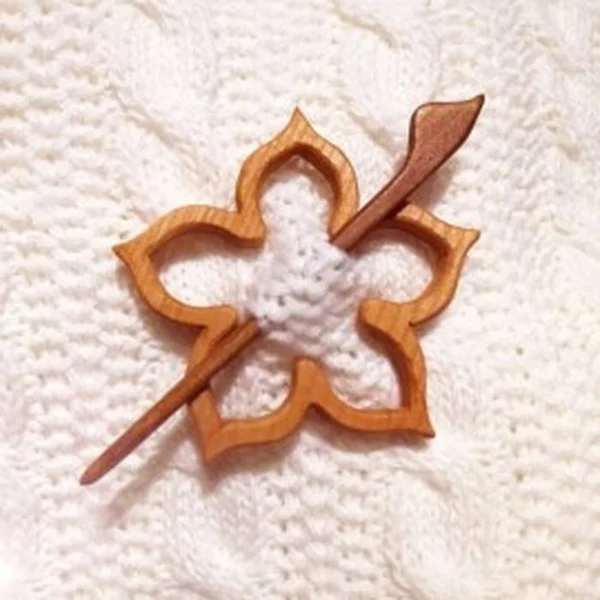 🌸Brooch pin with wooden animal pattern (sweater clip)💘-EchoDecor