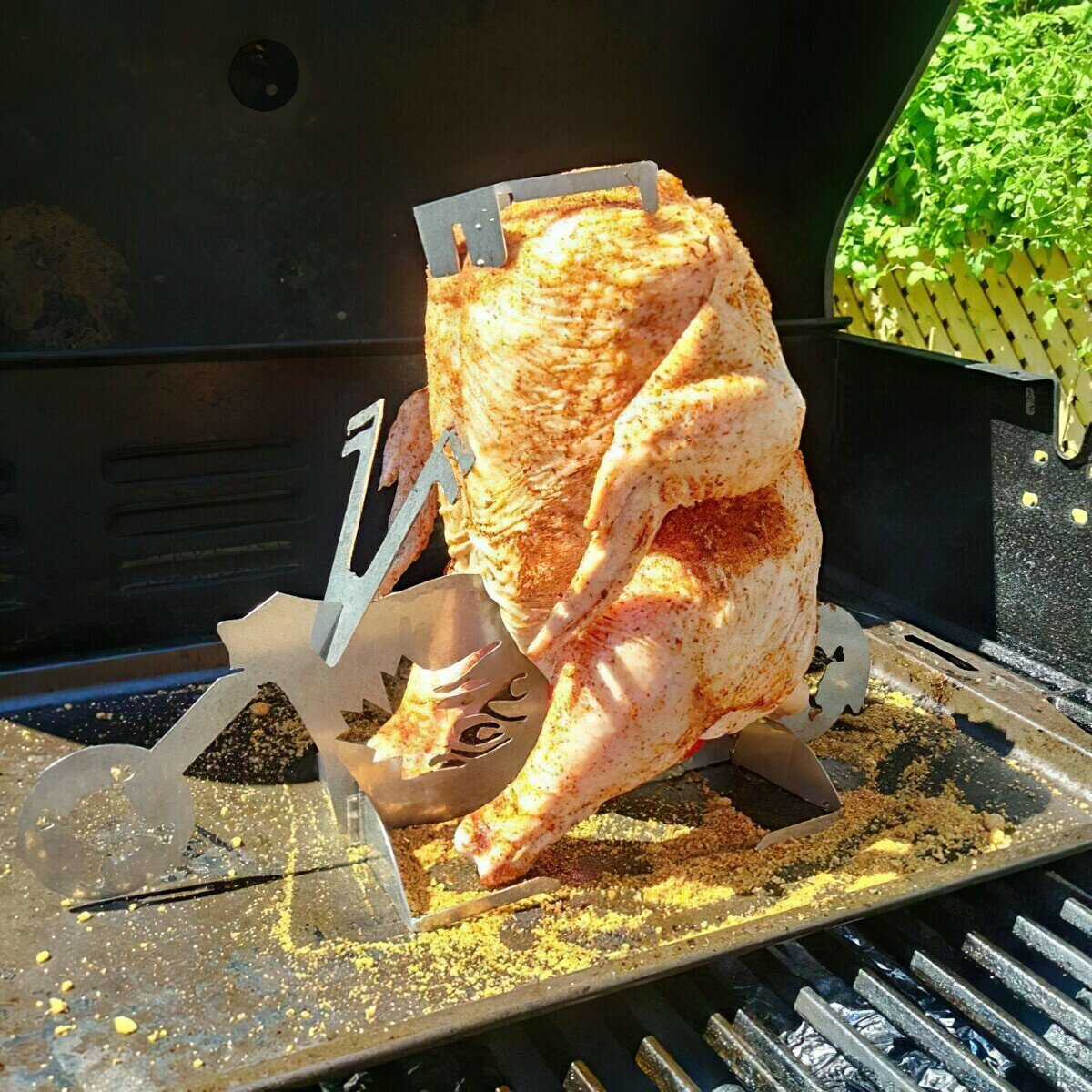 Portable chicken stand Beer- American motorcycle BBQ-Grand Kitchen