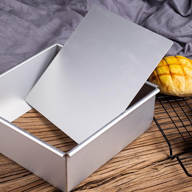 Square Cake Pan with Removable Bottom