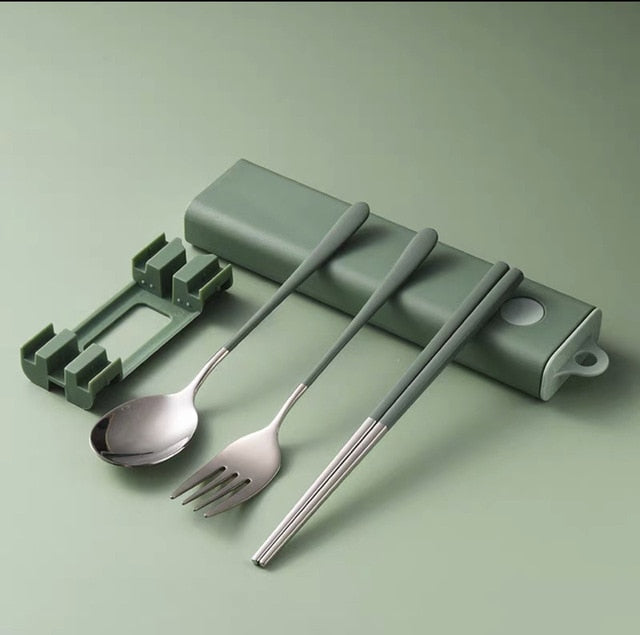 Portable Dinnerware Set-Grand Kitchen