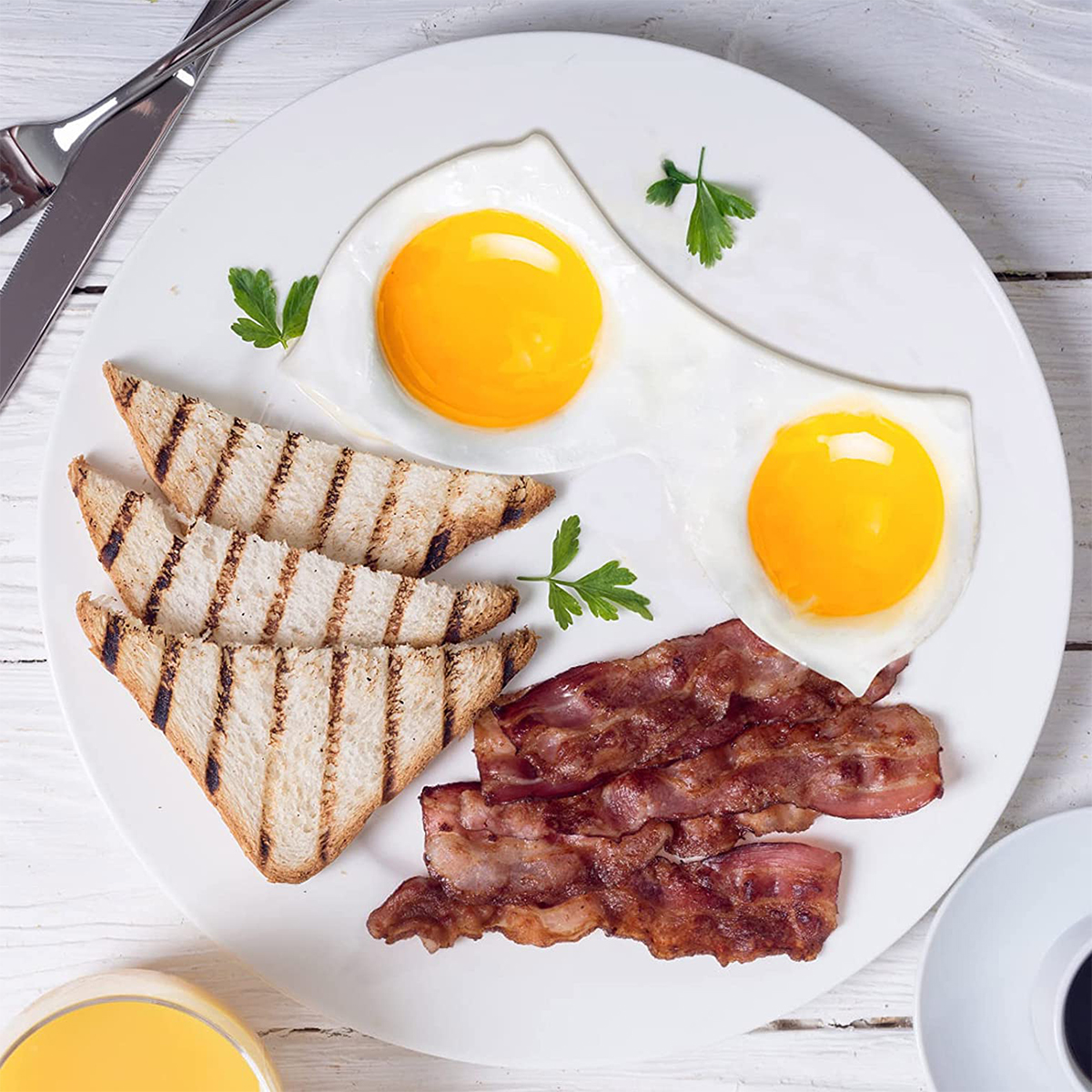 🍳 Non-Stick Egg Omelette Moulds 