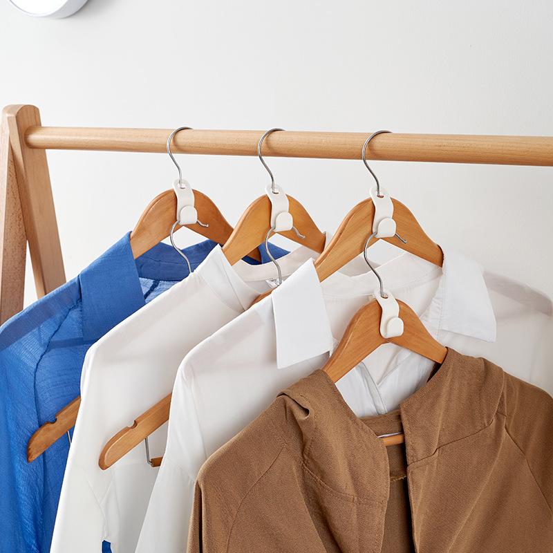 Space-Saving Clothes Hanger Connector Hooks