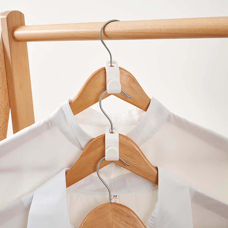 Space-Saving Clothes Hanger Connector Hooks