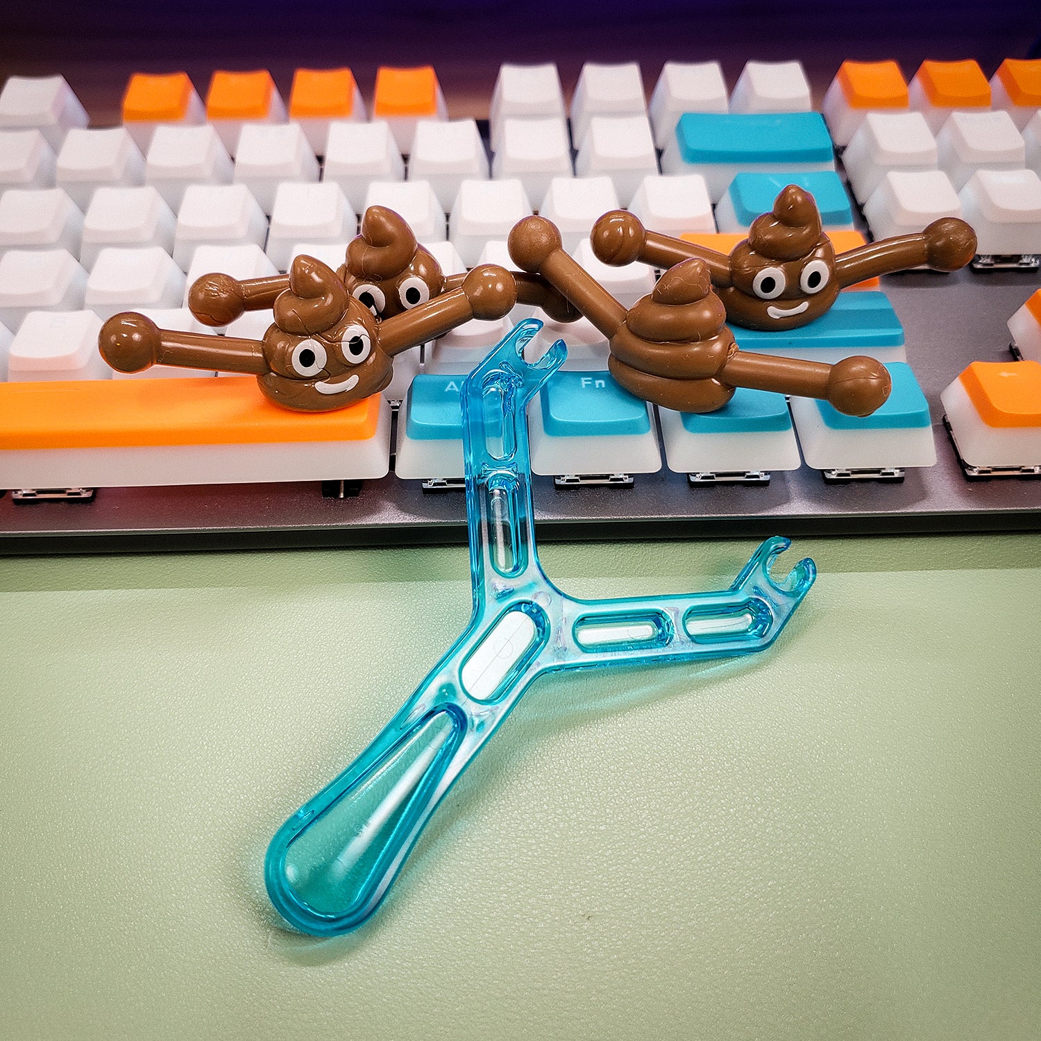 Smiley Poop Slingshot Toy🎁Buy 5 Get 3 Free🎁