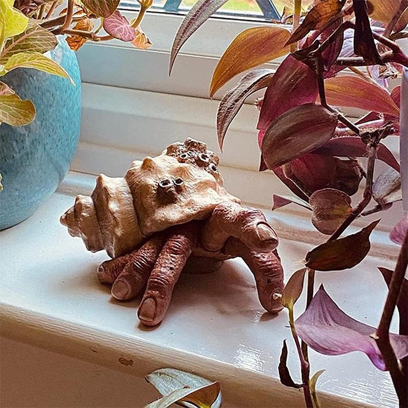 Prank Shell Finger Decoration