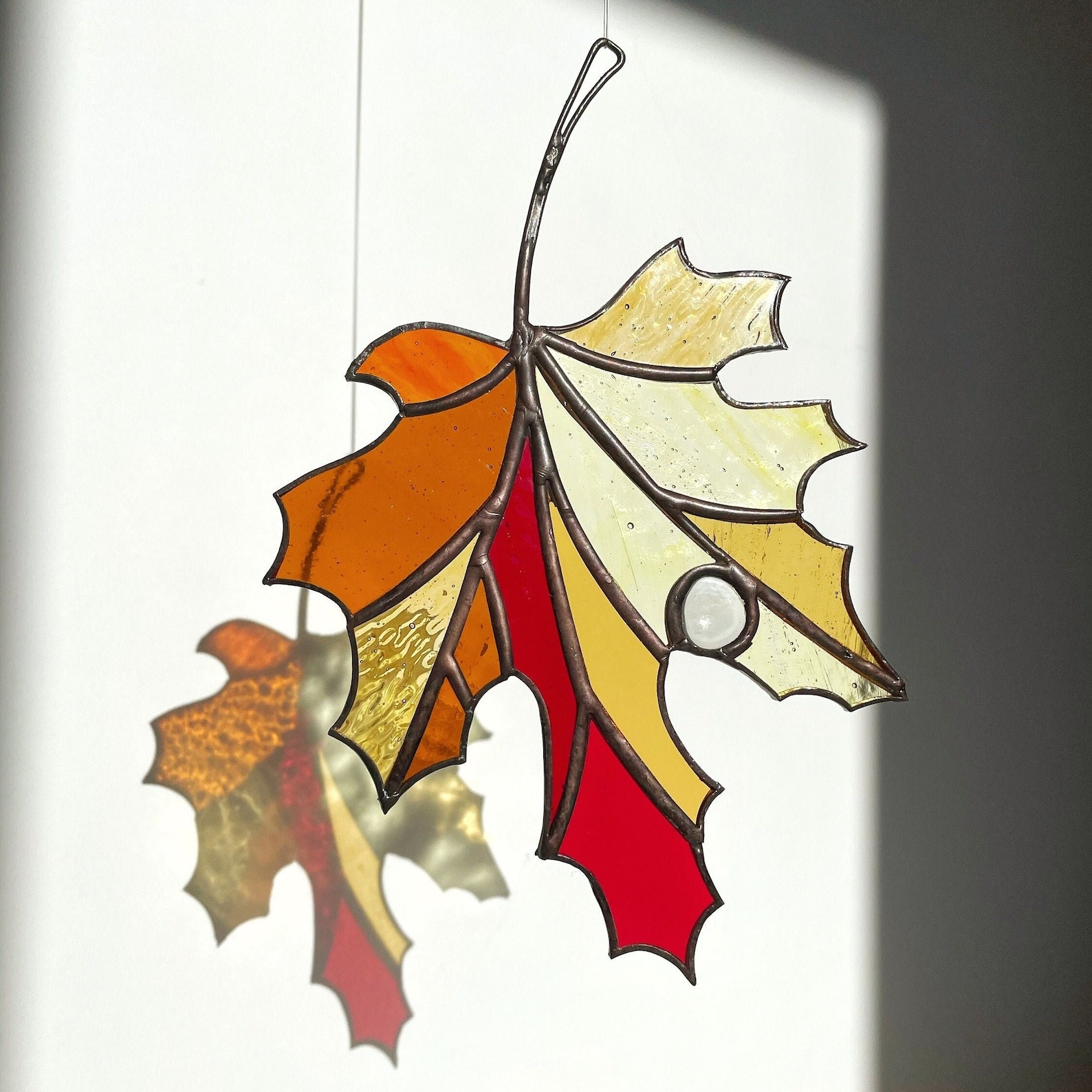 【First Gift OF Autumn】Handmade Maple Leaf Suncatcher