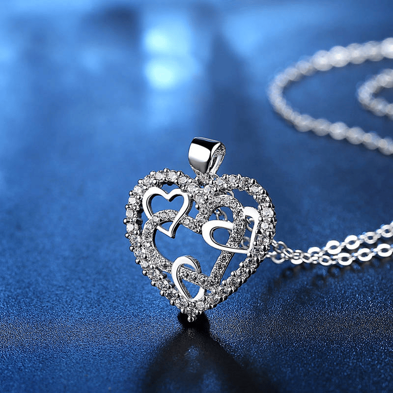 Interlocking Hearts Necklace -👩‍❤️‍👩''Sisters of my soul & Friends o