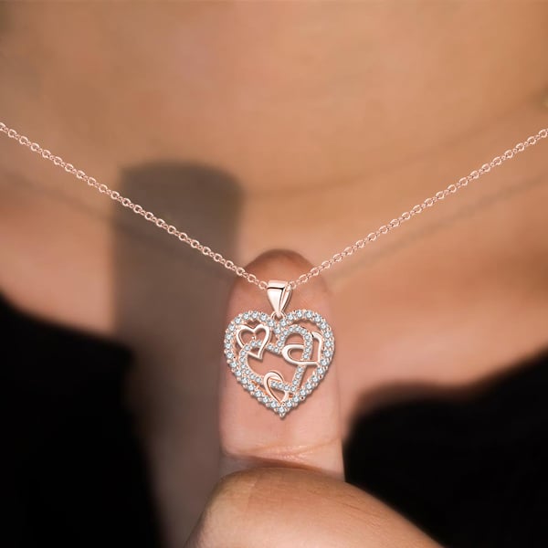 Interlocking Hearts Necklace -👩‍❤️‍👩''Sisters of my soul & Friends o