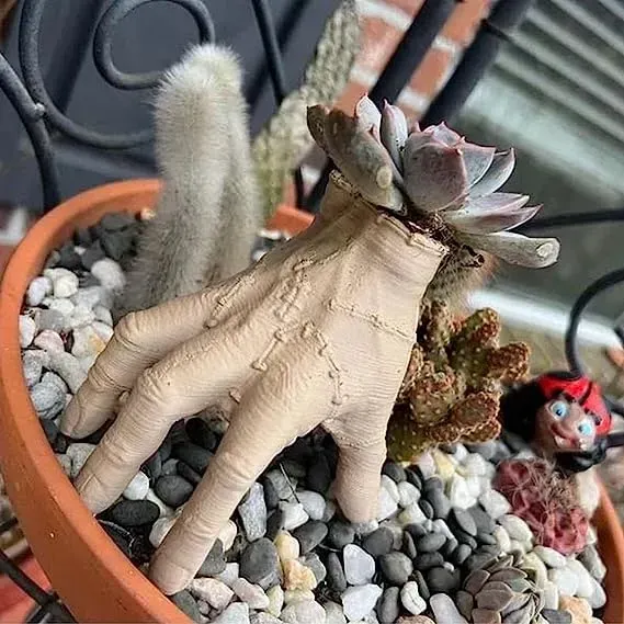 👻Horror Hand Plant Pot🌱