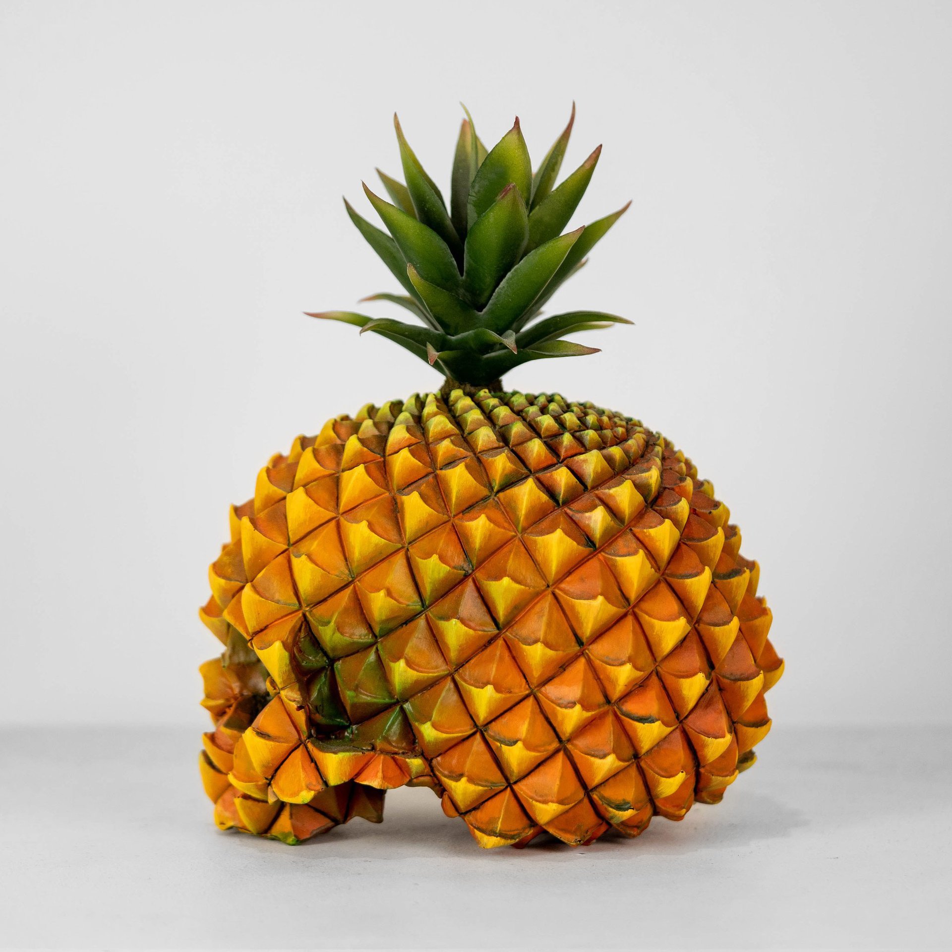 Handmade Skull-Pineapple Commemorative Decor