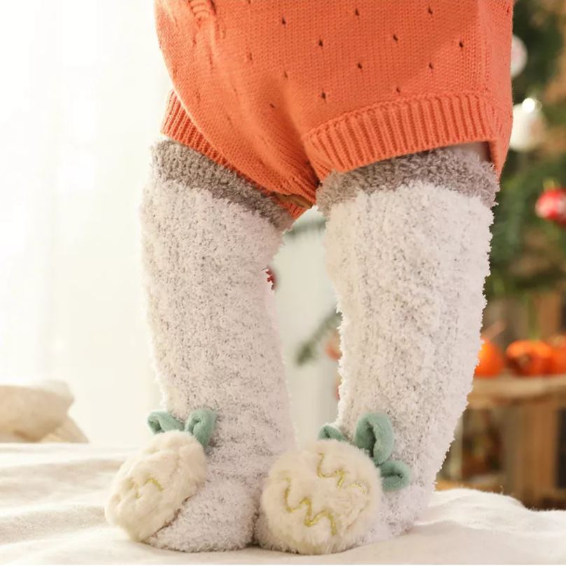 🎅2022 Christmas New Arrival - 👶A Pair of Baby Cute Coral Fleece Socks for 0-3 Years Baby