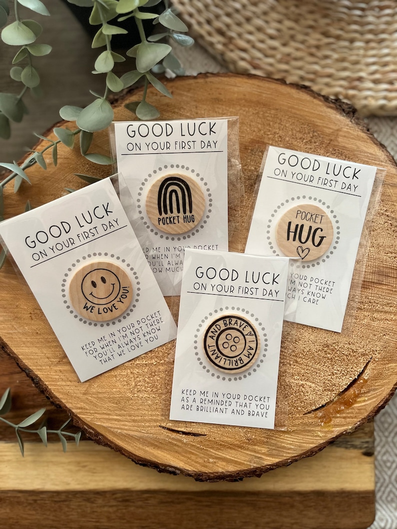 Back to School Pocket Hug  Brave Button Love Token Good 画像 1