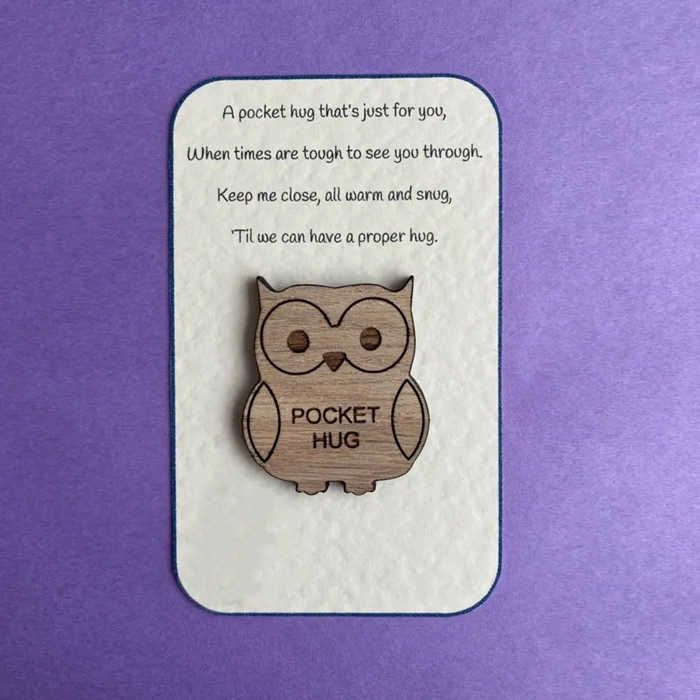💖POCKET HUG WOODEN TOKEN