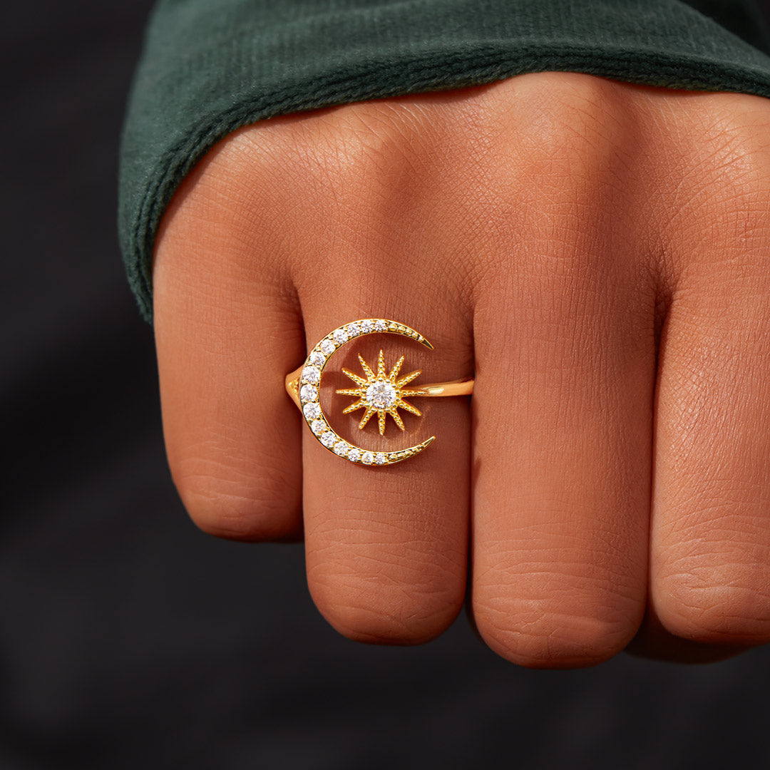 Star on sale with ring