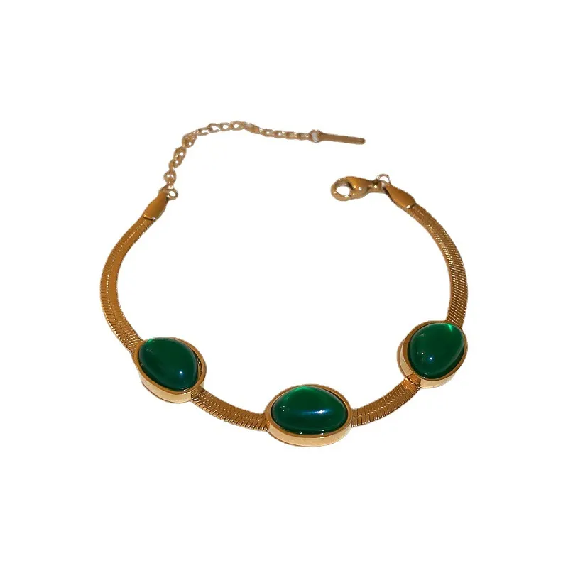 EMERALD JEWELRY SET