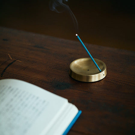 brass incense stand – round