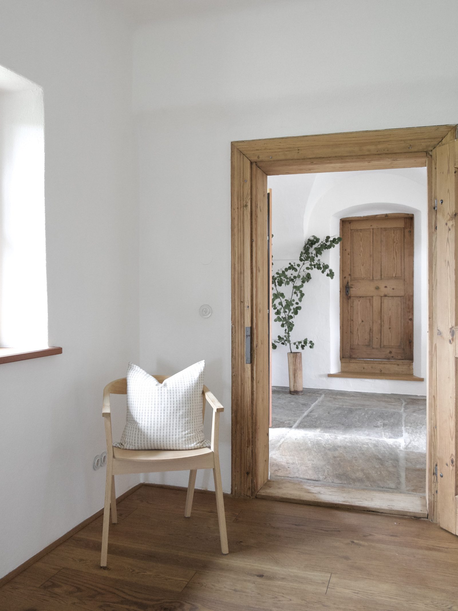 marta cotton cushion cover