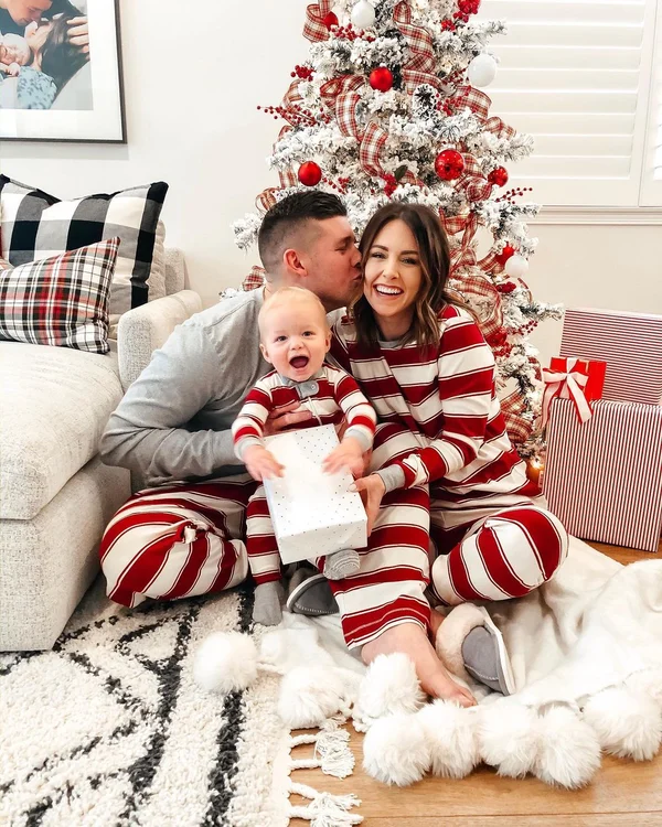 🔥Buy 2 Free Shipping🔥Best Christmas family pajamas 2-piece set