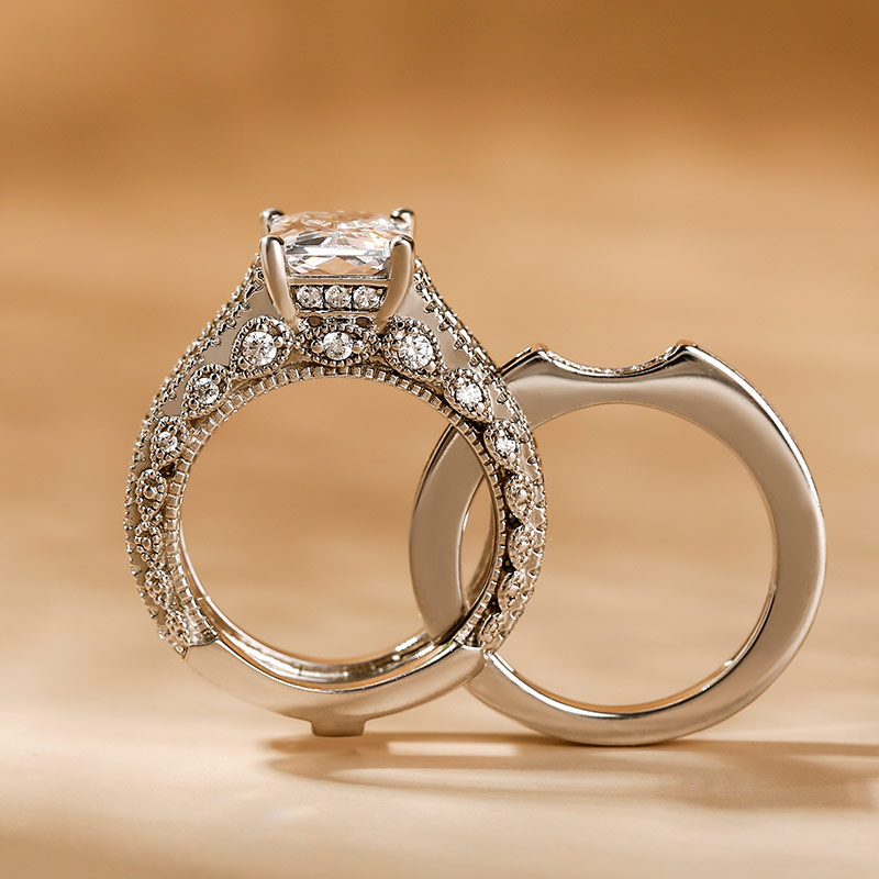 Wedding Gift 5 Carat Sparkling Moissanite Ring