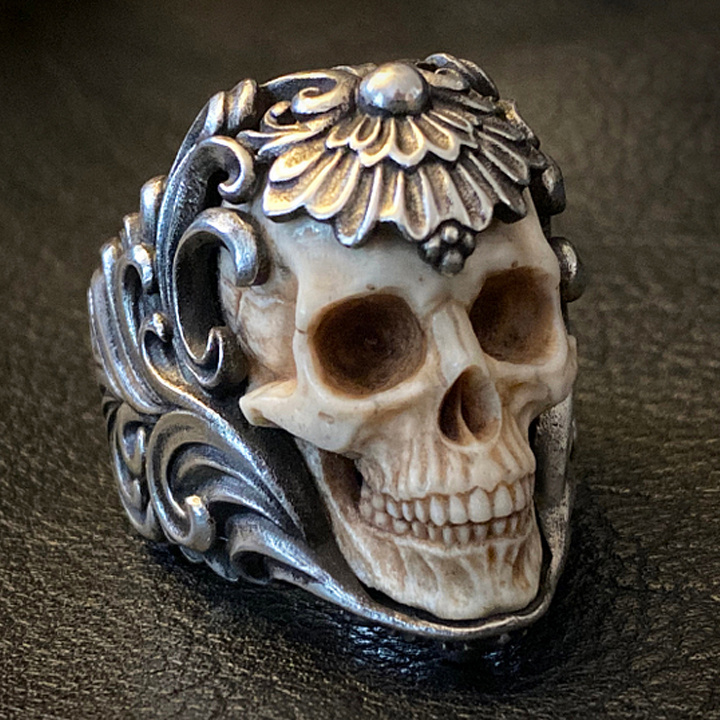 💀Vintage Polish Floral Armor Skull Ring