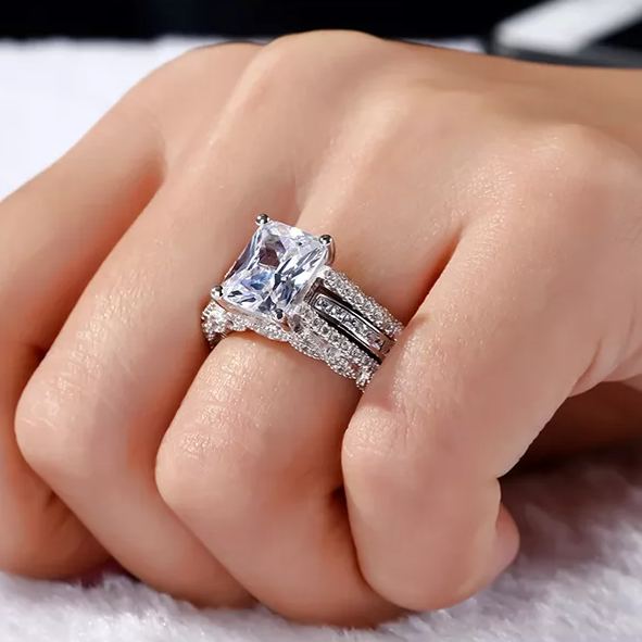 Wedding Gift 5 Carat Sparkling Moissanite Ring