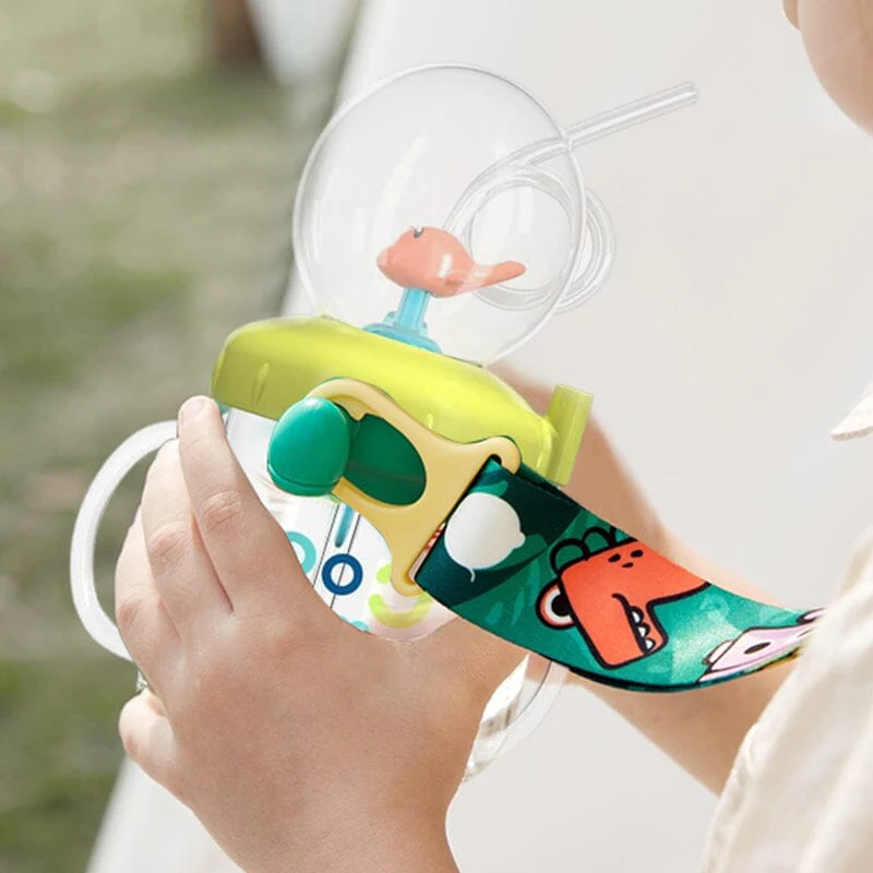 🐳Baby Drinking Cup With Whale Squirt