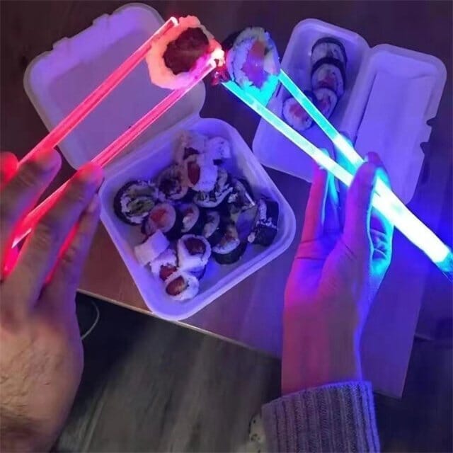 🥢✨LED Glowing Chopsticks🍜