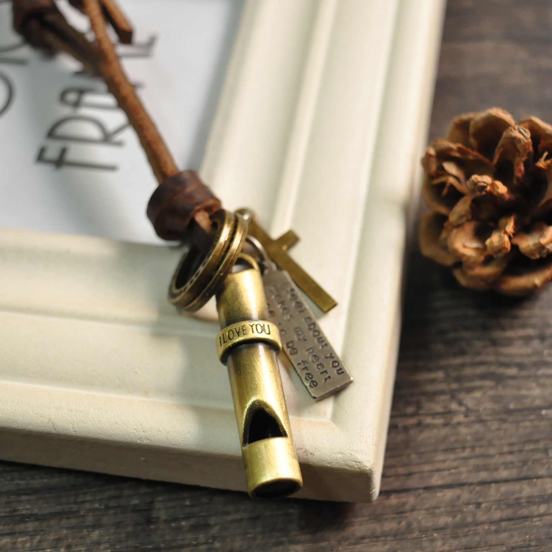 🔥NEW ARRIVAL🎁I love you whistle Necklace & Lock Ring