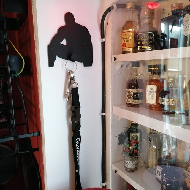 🤣Keychain Holder With Big Thoughts