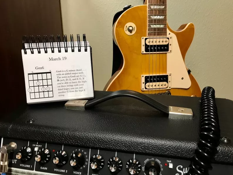 🎇New Year's Promotion-365 Days Guitar Chords Calendar🎸