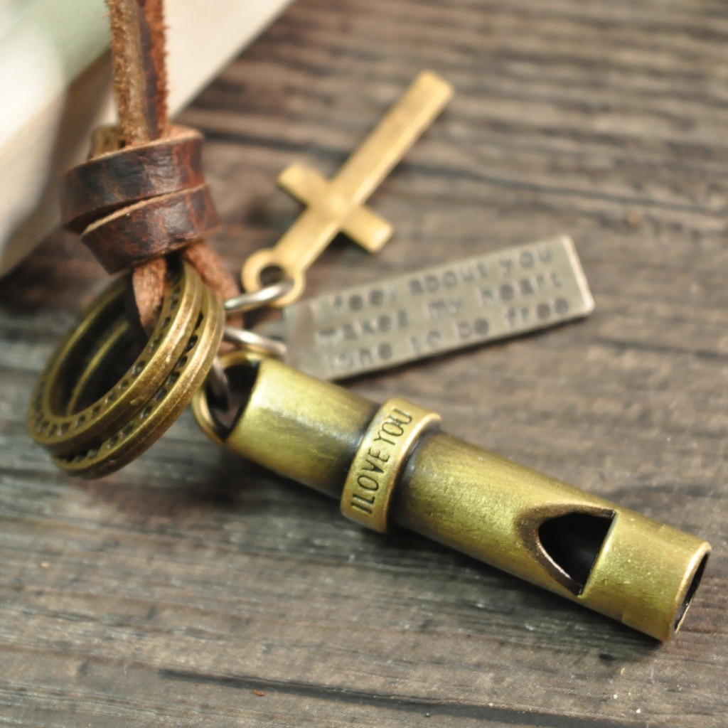 🔥NEW ARRIVAL🎁I love you whistle Necklace & Lock Ring