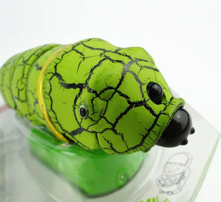 🔥Caterpillar that can be remotely controlled😜