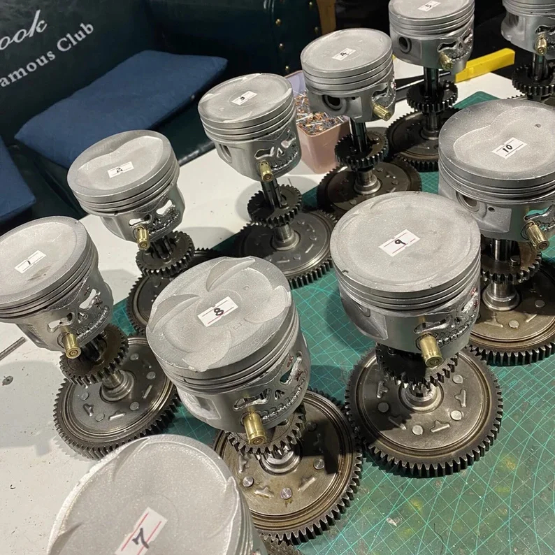 Piston Skull Face Sculpture💀