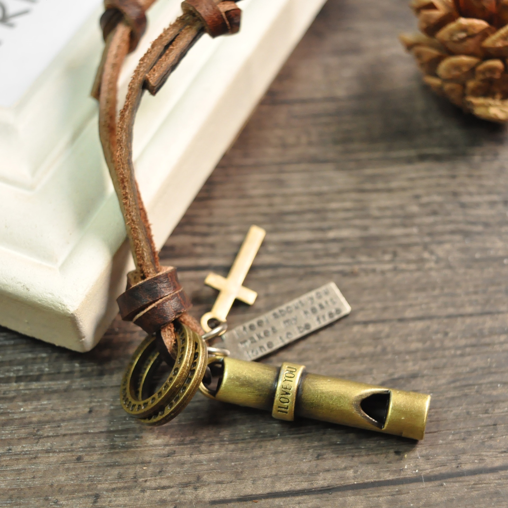 🔥NEW ARRIVAL🎁I love you whistle Necklace & Lock Ring