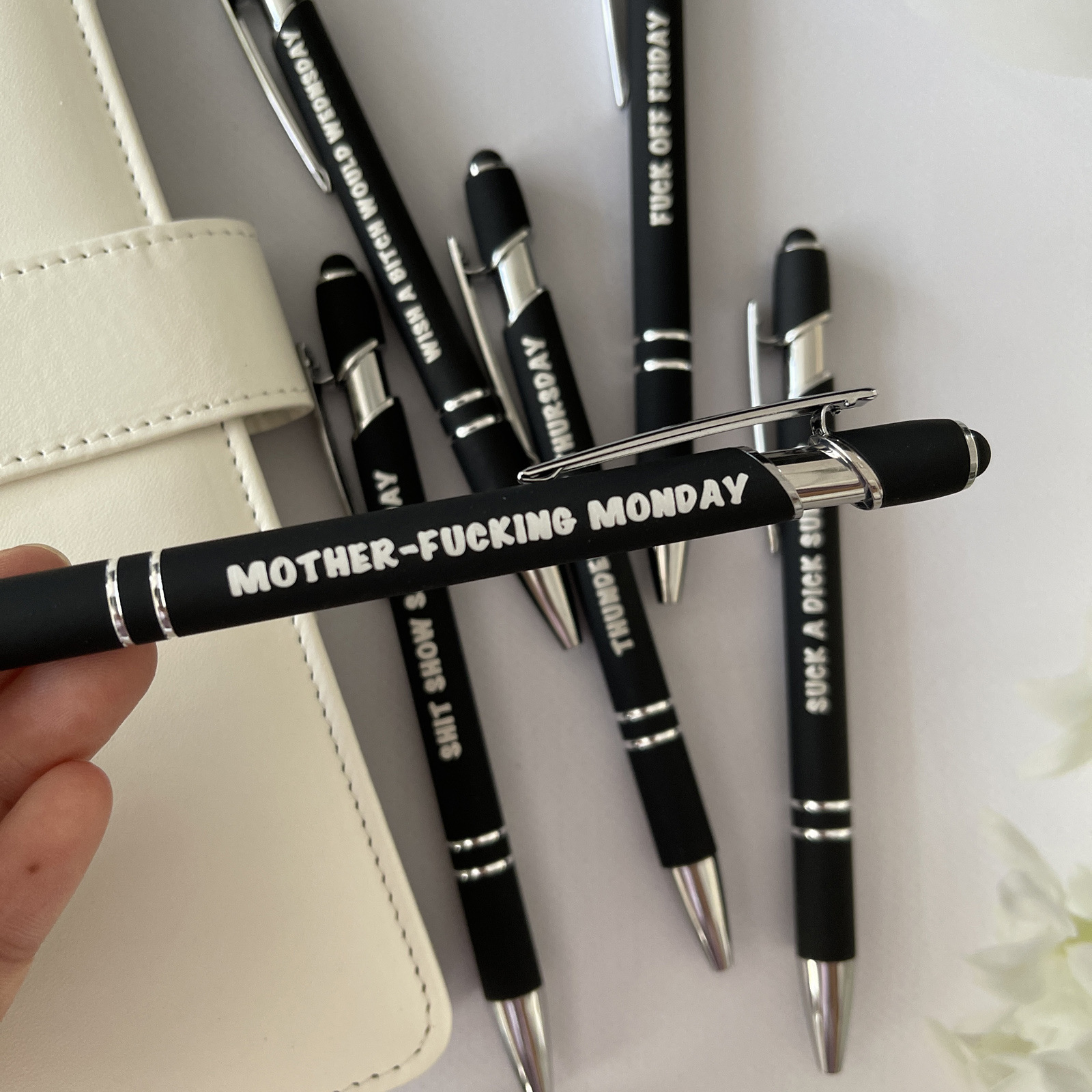 Ultimate Funny Set of Weekday Vibes Print Mood Pen（1 Set of 7 Pcs）