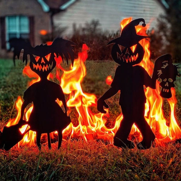 Cute and Unique Ghost Zombie - Halloween Yard Decor Metal Art