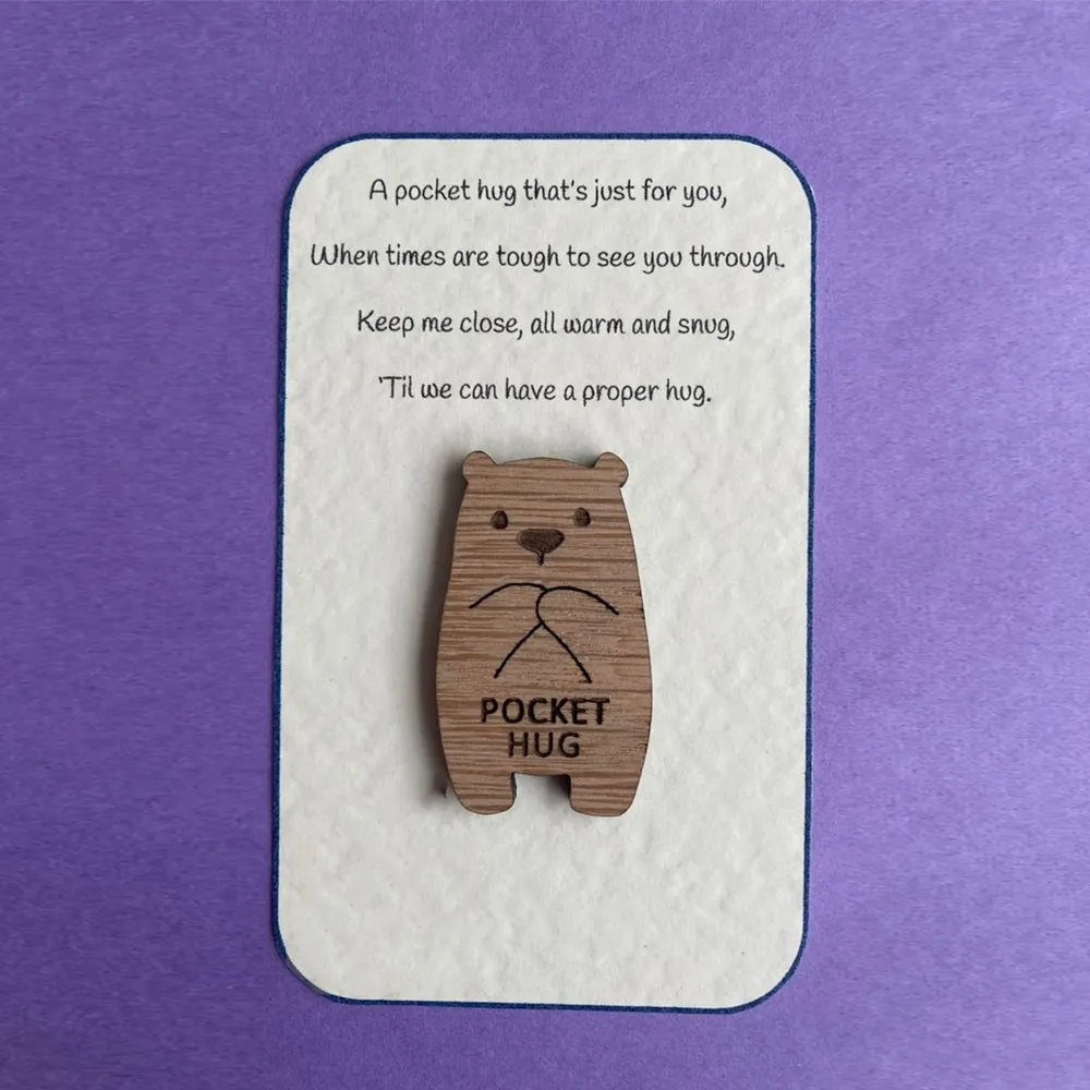 💖POCKET HUG WOODEN TOKEN
